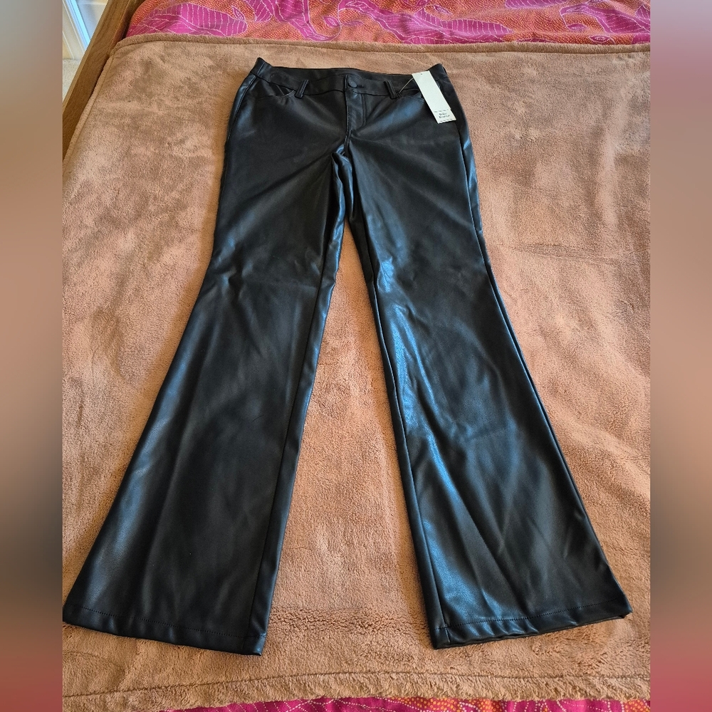 NWT No Boundaries Black Bootcut Faux Leather Pants Womens Sizes 4 Or 8